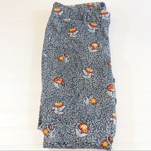 Old Navy Pixie Crop Pants